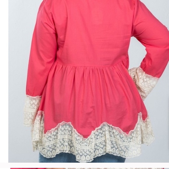 🎀 Plus size 🎀 Coral and Cream tunic 1X,  3X - Picture 7 of 7